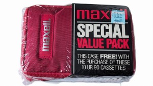 Maxell czerwony pokrowiec na kasety ( na 10sztuk ) - Nowy