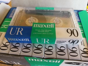 Maxell UR 90 1988r. - 1szt Japan 